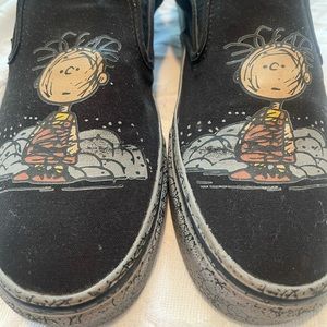Vans AMAZING FIND Peanuts Pigpen slip ons
